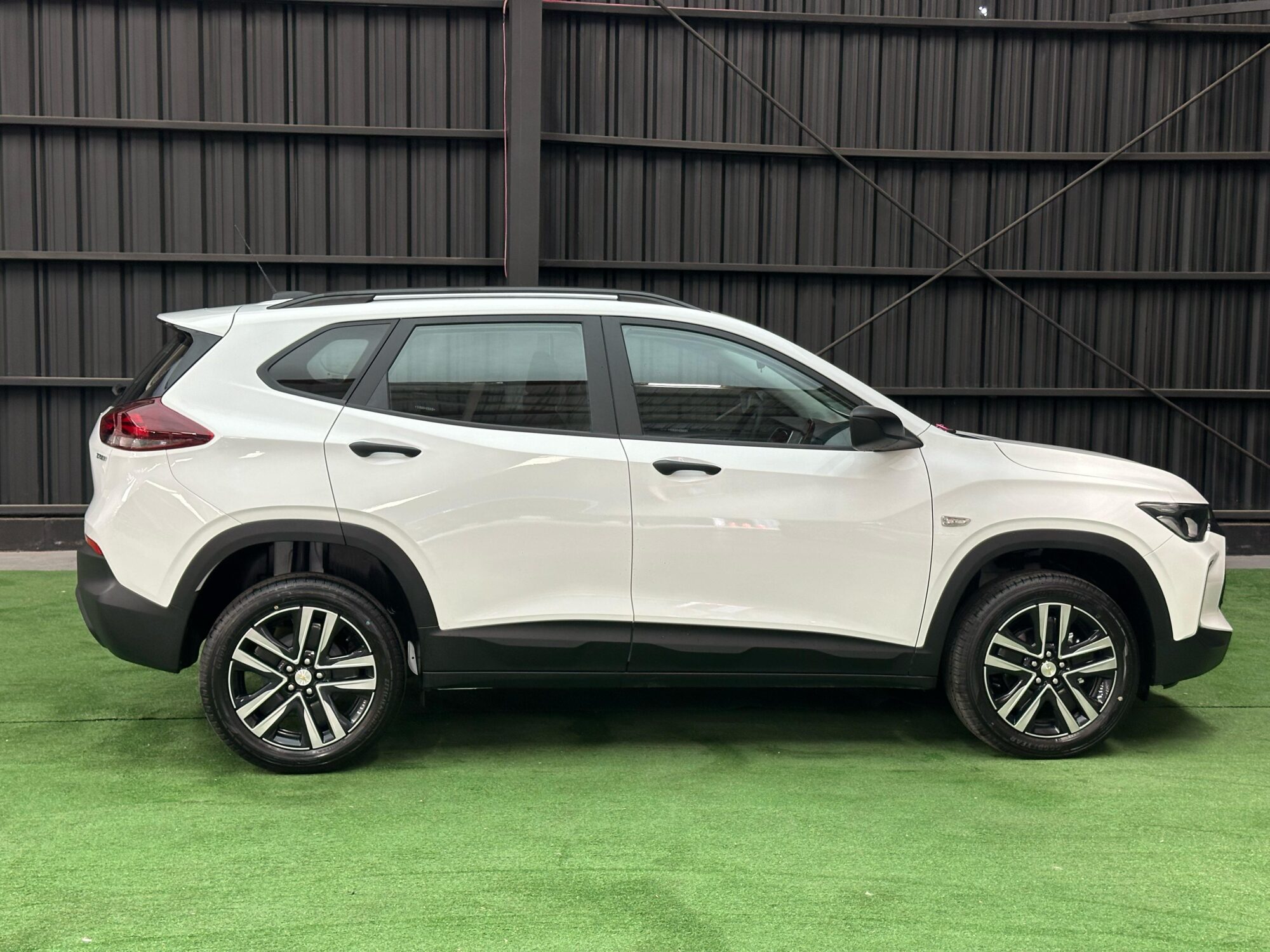Chevrolet Tracker 1.2 Turbo At 2025 - Imagen 4