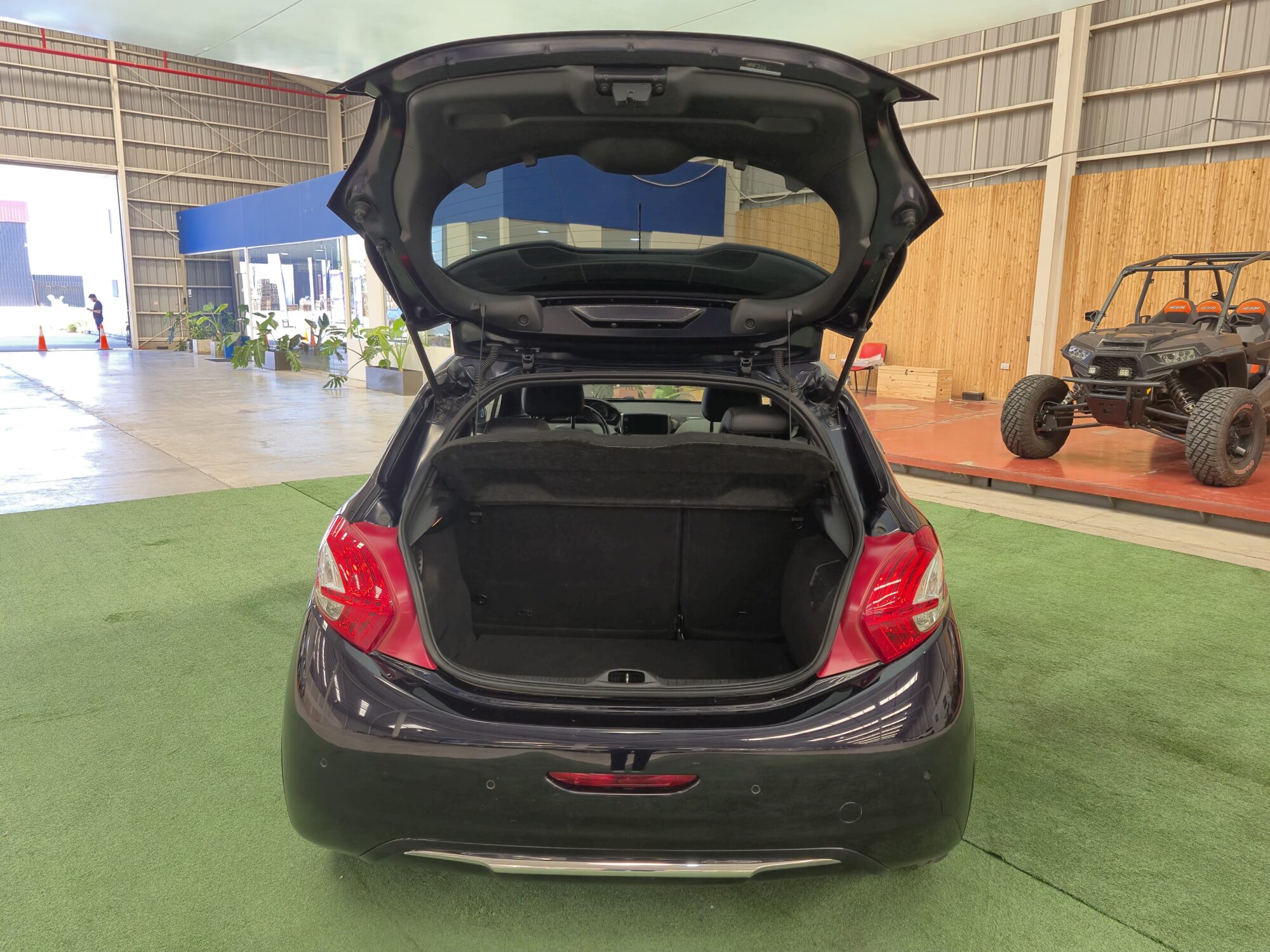 Peugeot 208 1.6 XY 2014 - Imagen 20