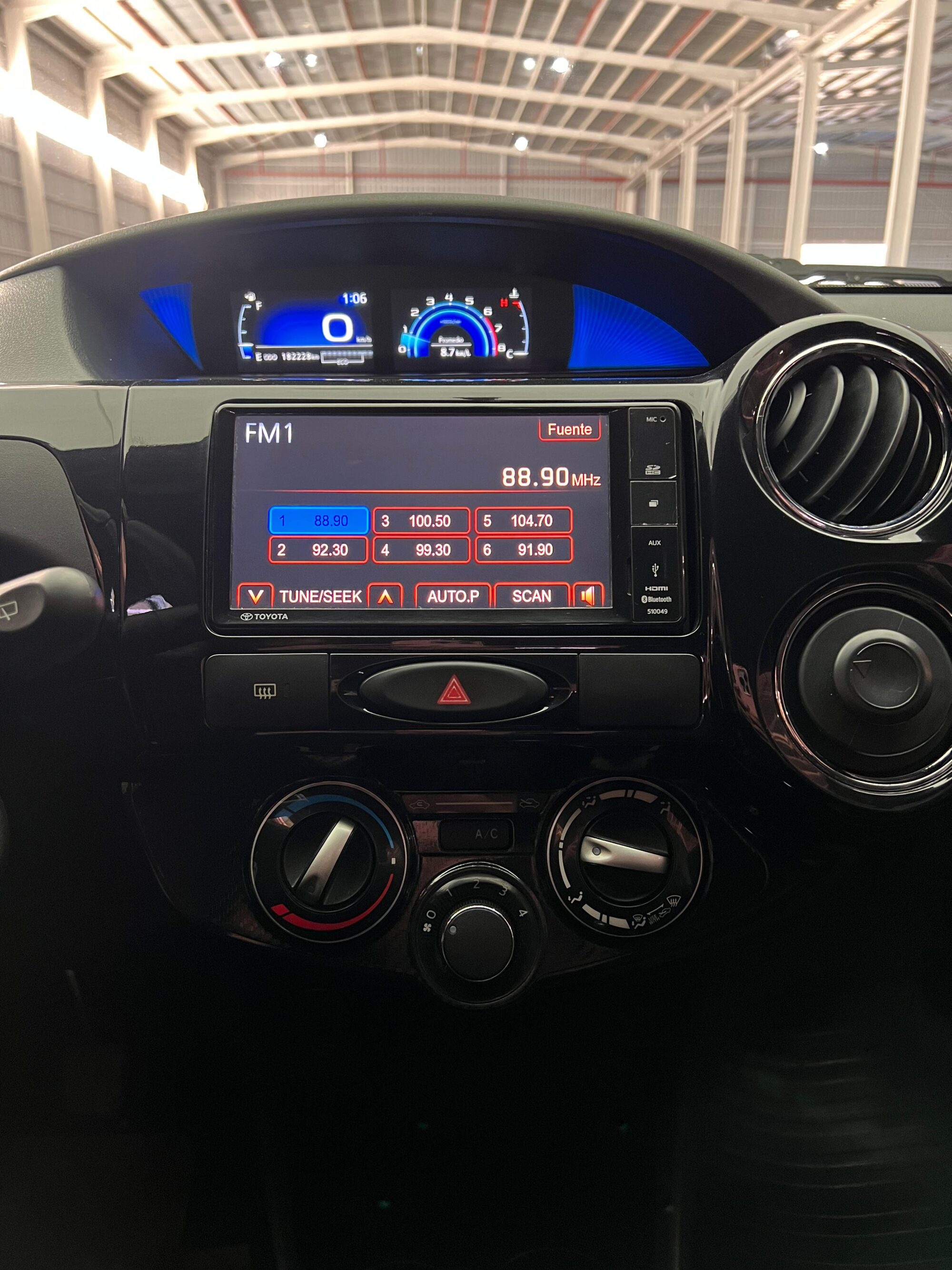 Toyota Etios Xls 1.5 6M/T 5P 2016 - Imagen 10