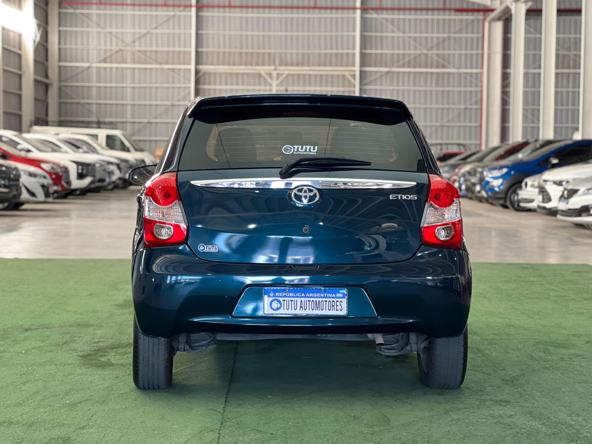 Toyota Etios Xls 1.5 6M/T 5P 2016 - Imagen 5