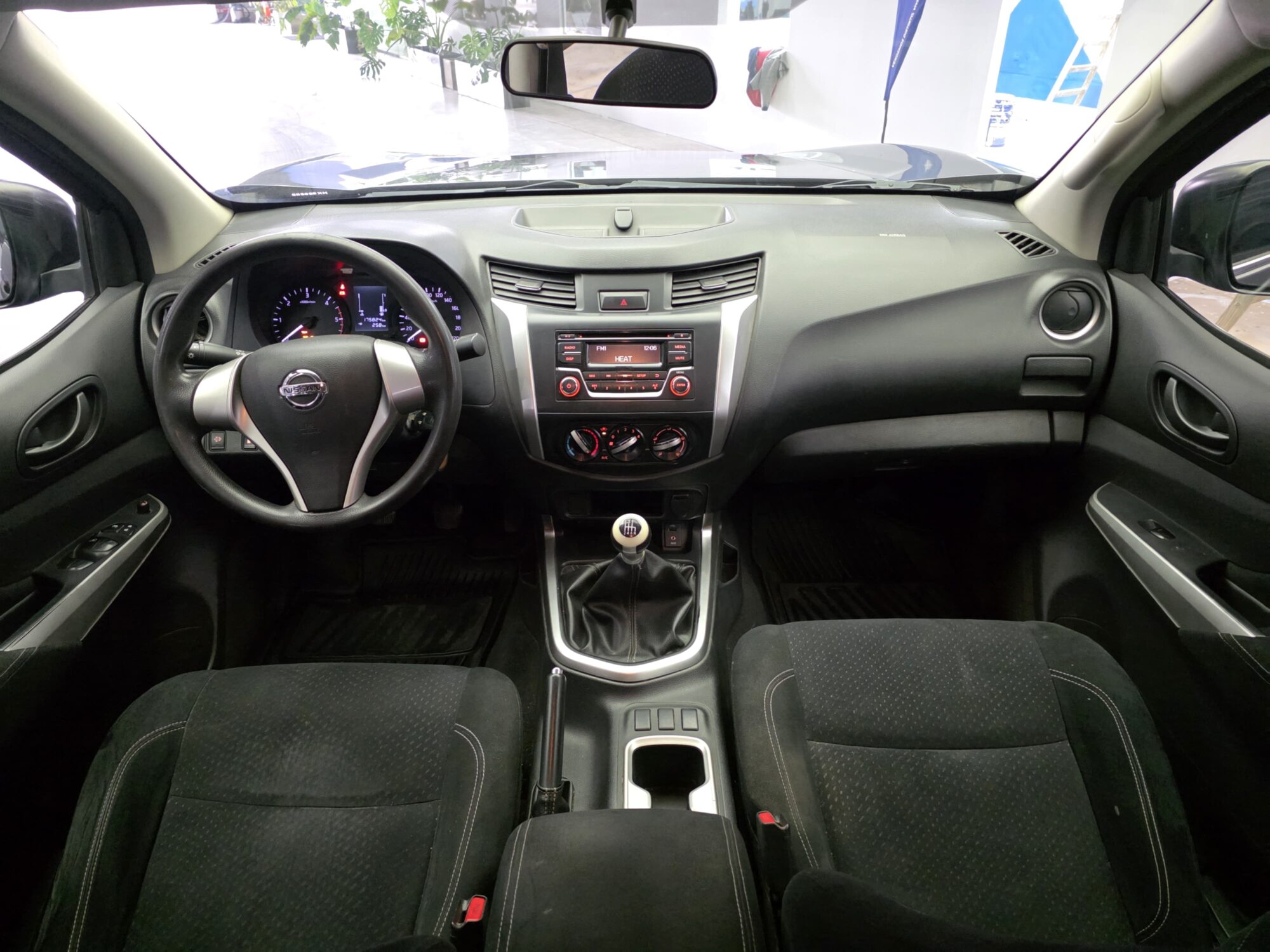 Nissan NP300 Frontier Se 4X2 Mt Diesel 2017 - Imagen 8