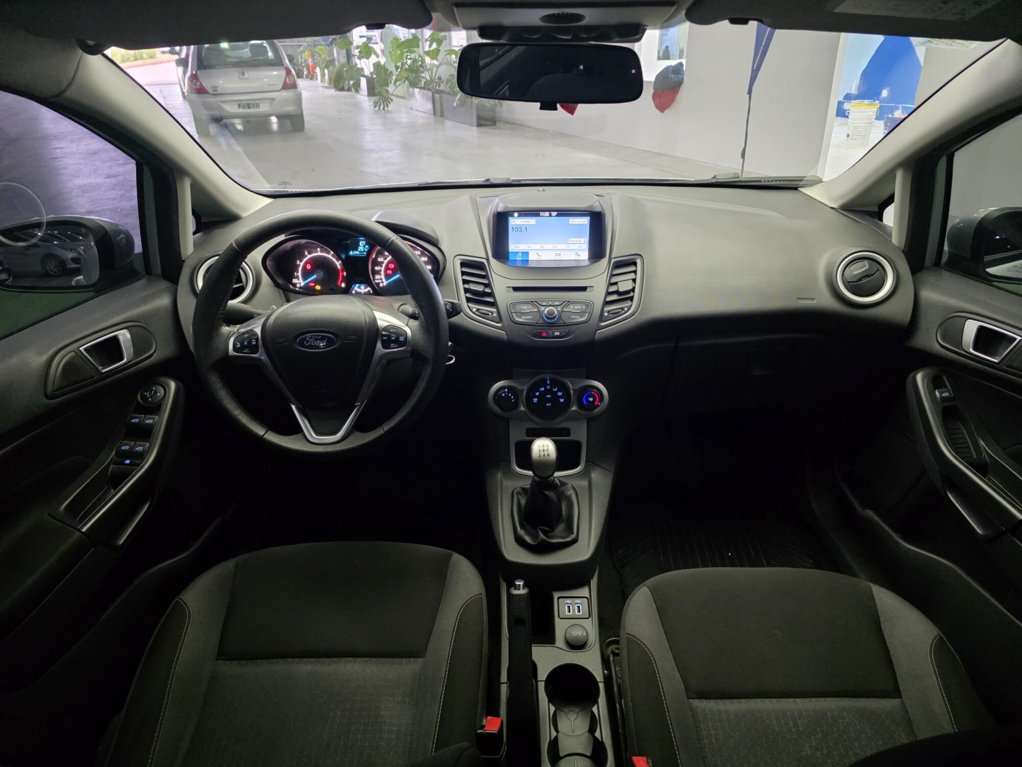 Ford Fiesta 1.6L SE 2018 - Imagen 7