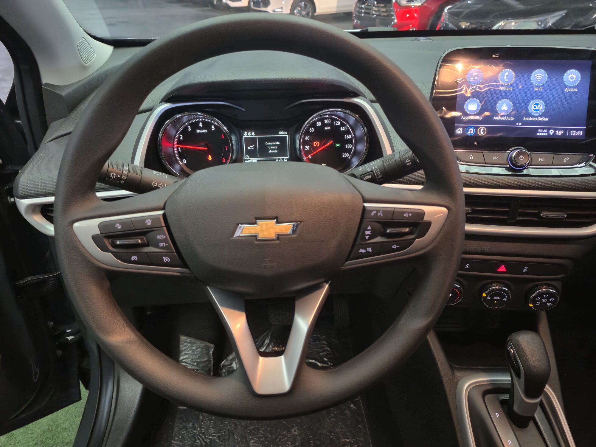 Chevrolet Tracker 1.2T AT LTZ 2025 - Imagen 11