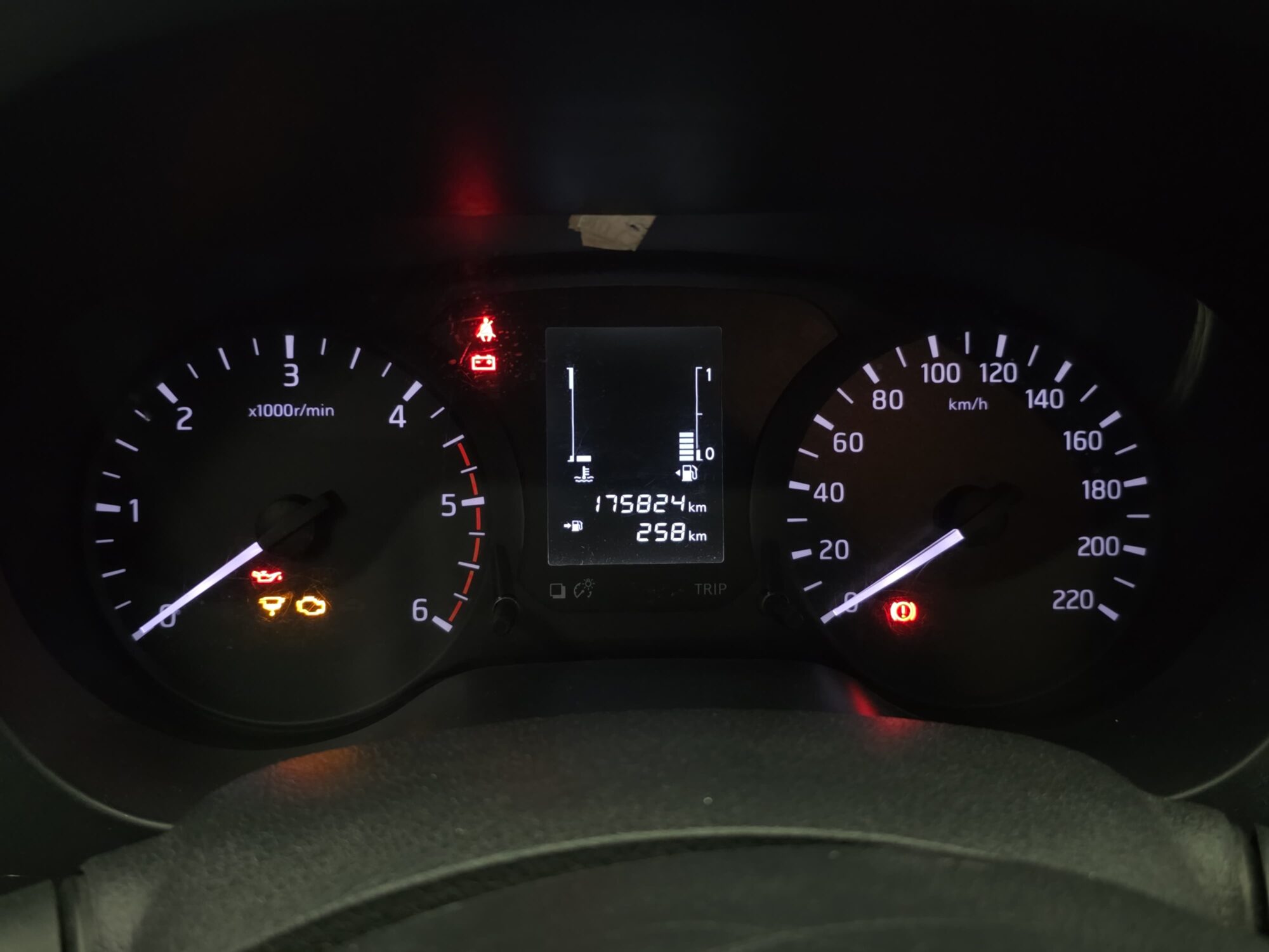 Nissan NP300 Frontier Se 4X2 Mt Diesel 2017 - Imagen 12