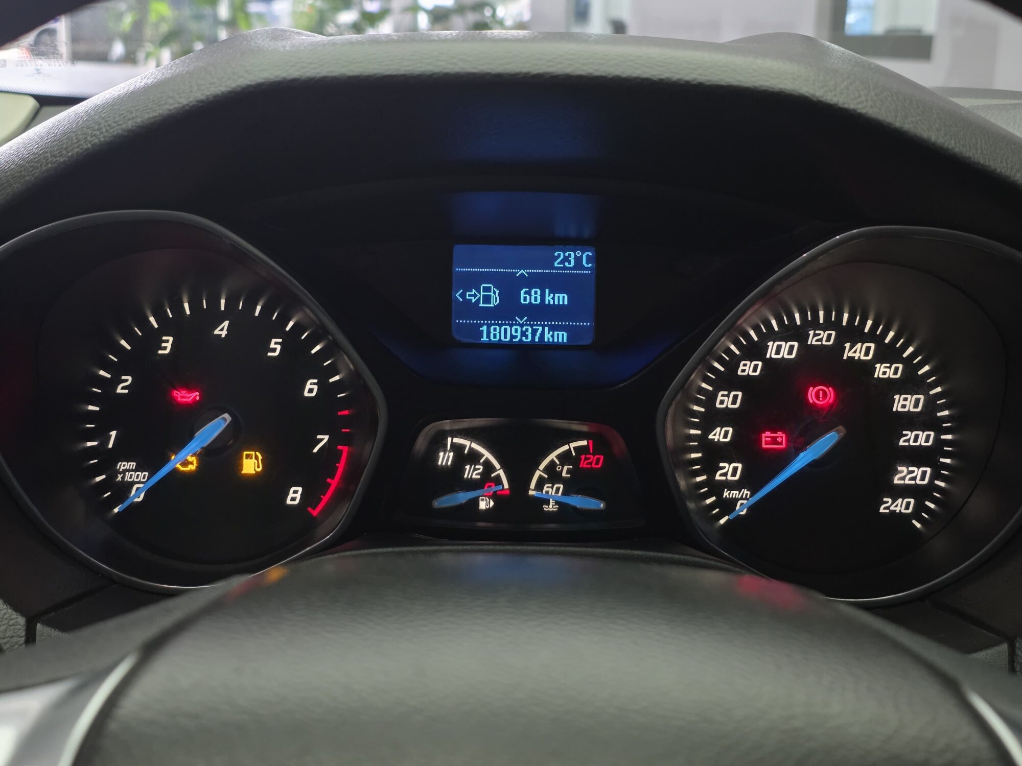 Ford Focus 1.6N S MT 5P 2015 - Imagen 13