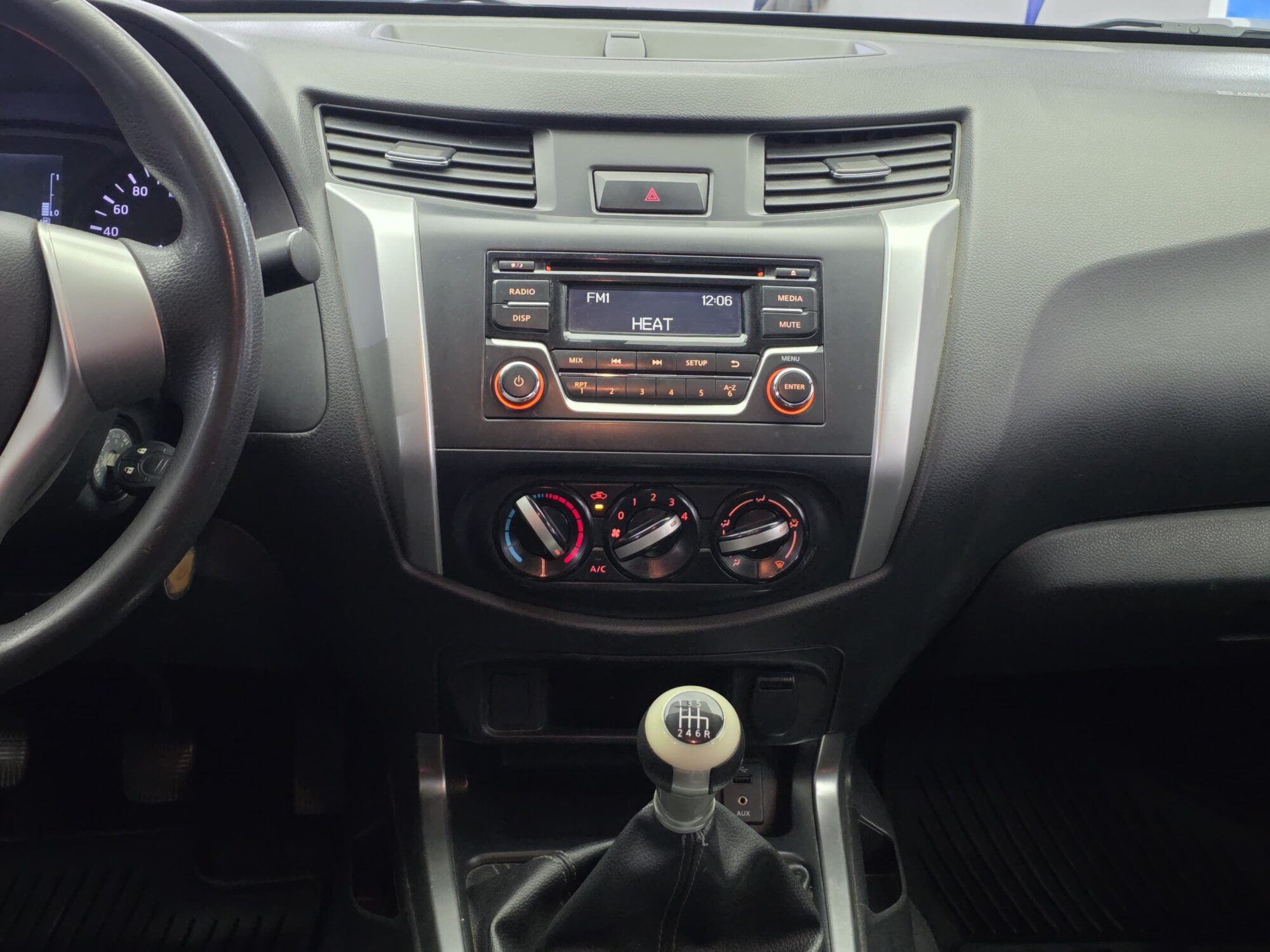 Nissan NP300 Frontier Se 4X2 Mt Diesel 2017 - Imagen 14