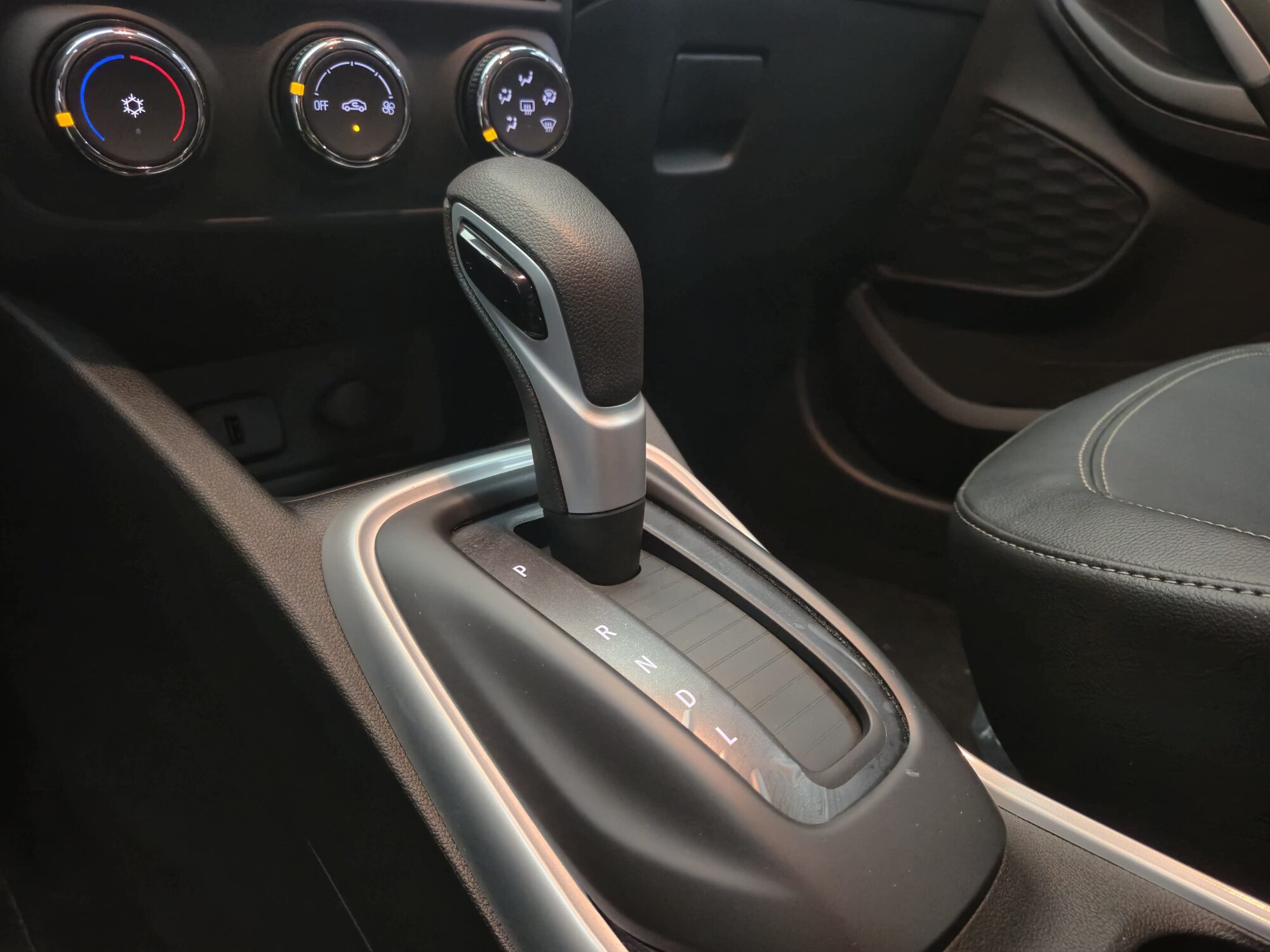 Chevrolet Tracker 1.2T AT LTZ 2025 - Imagen 16