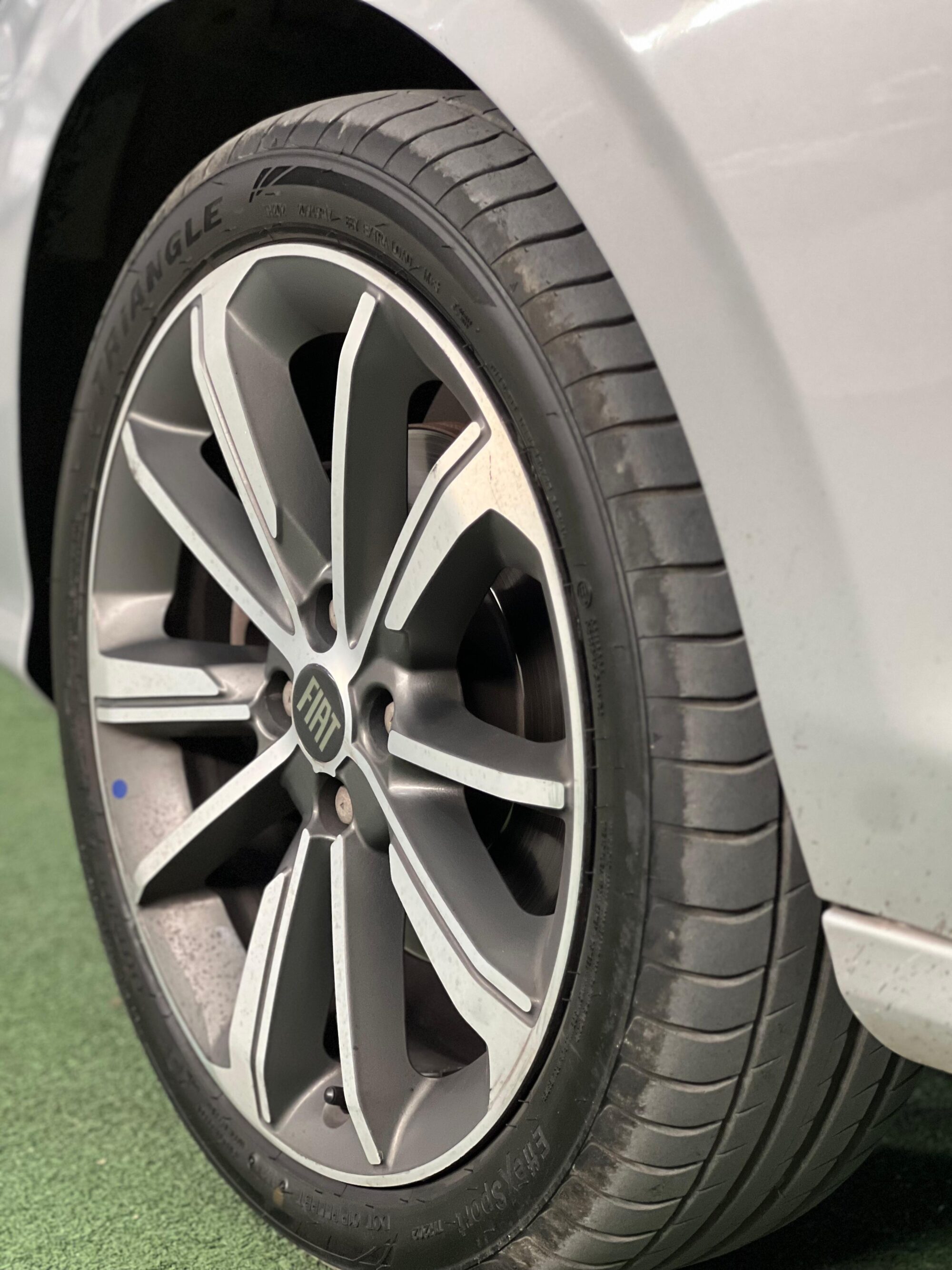 Fiat Cronos Precision 1.8 Mt 4P 2021 - Imagen 17