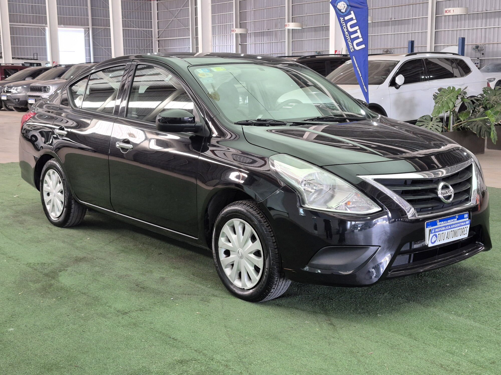 Nissan Versa Sense Mt Pure Drive F2 2018