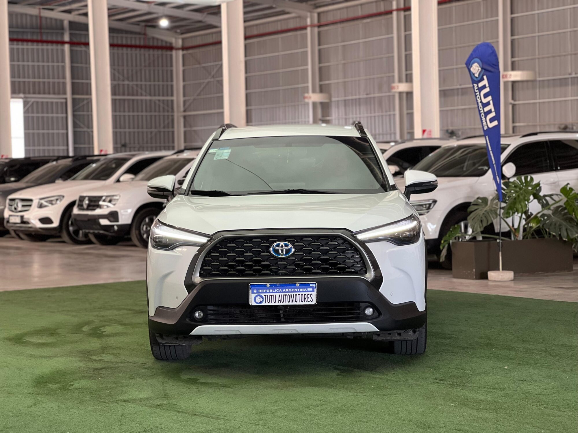 Toyota Corolla Cross Xei Hev 1.8 Ecvt 2022 - Imagen 2