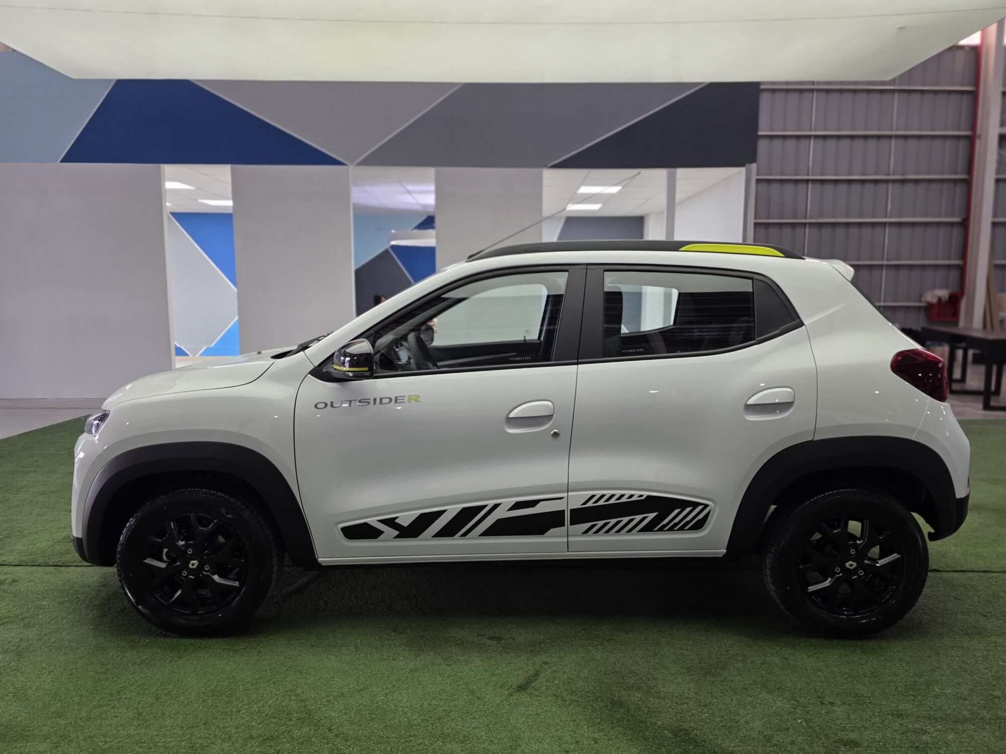 Renault Kwid Iconic Bitono 1.0 2025 - Imagen 4