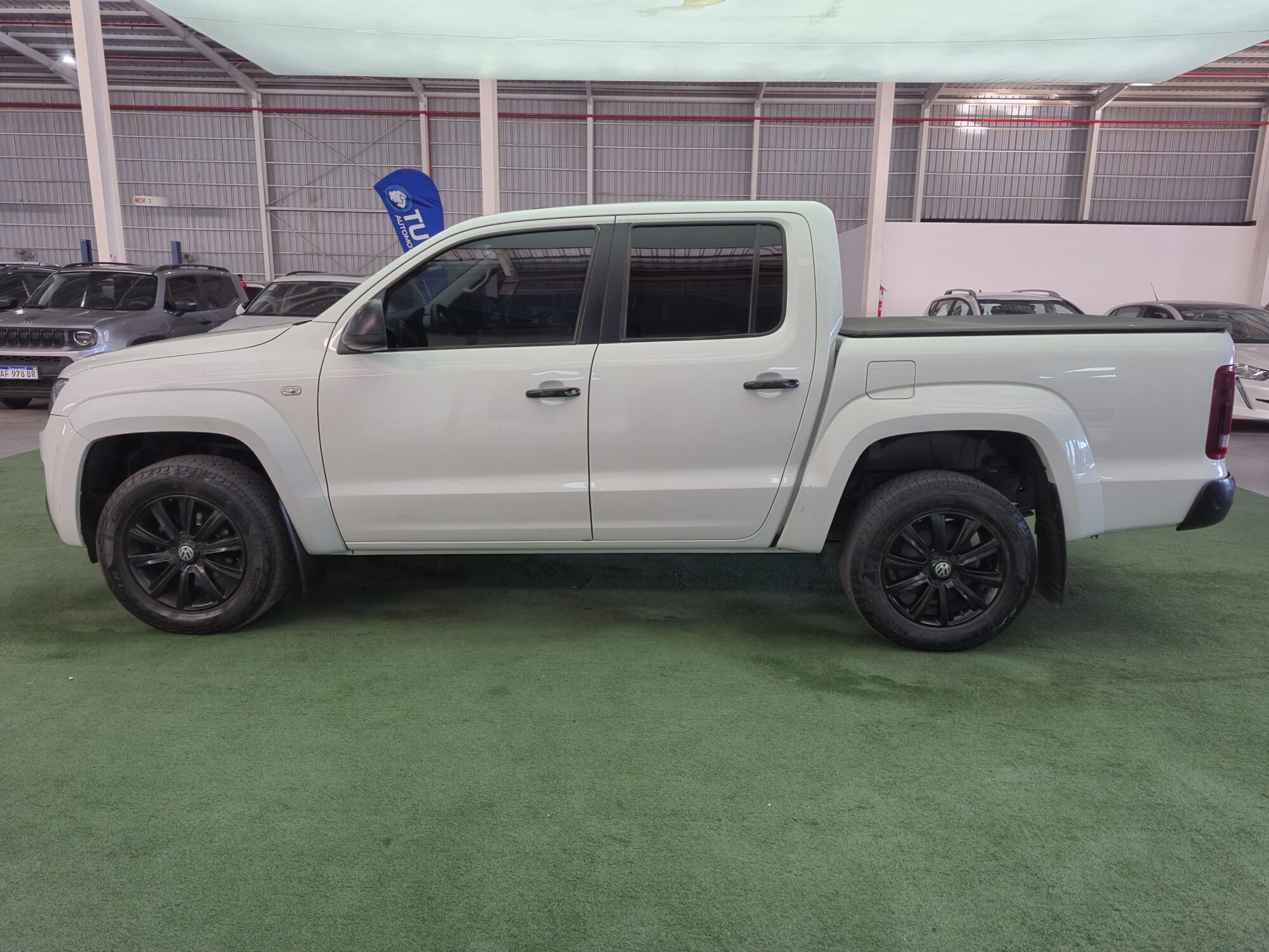Volkswagen Amarok 2.0L Tdi 180 CV 4X2 Dark Label At 2015 - Imagen 3