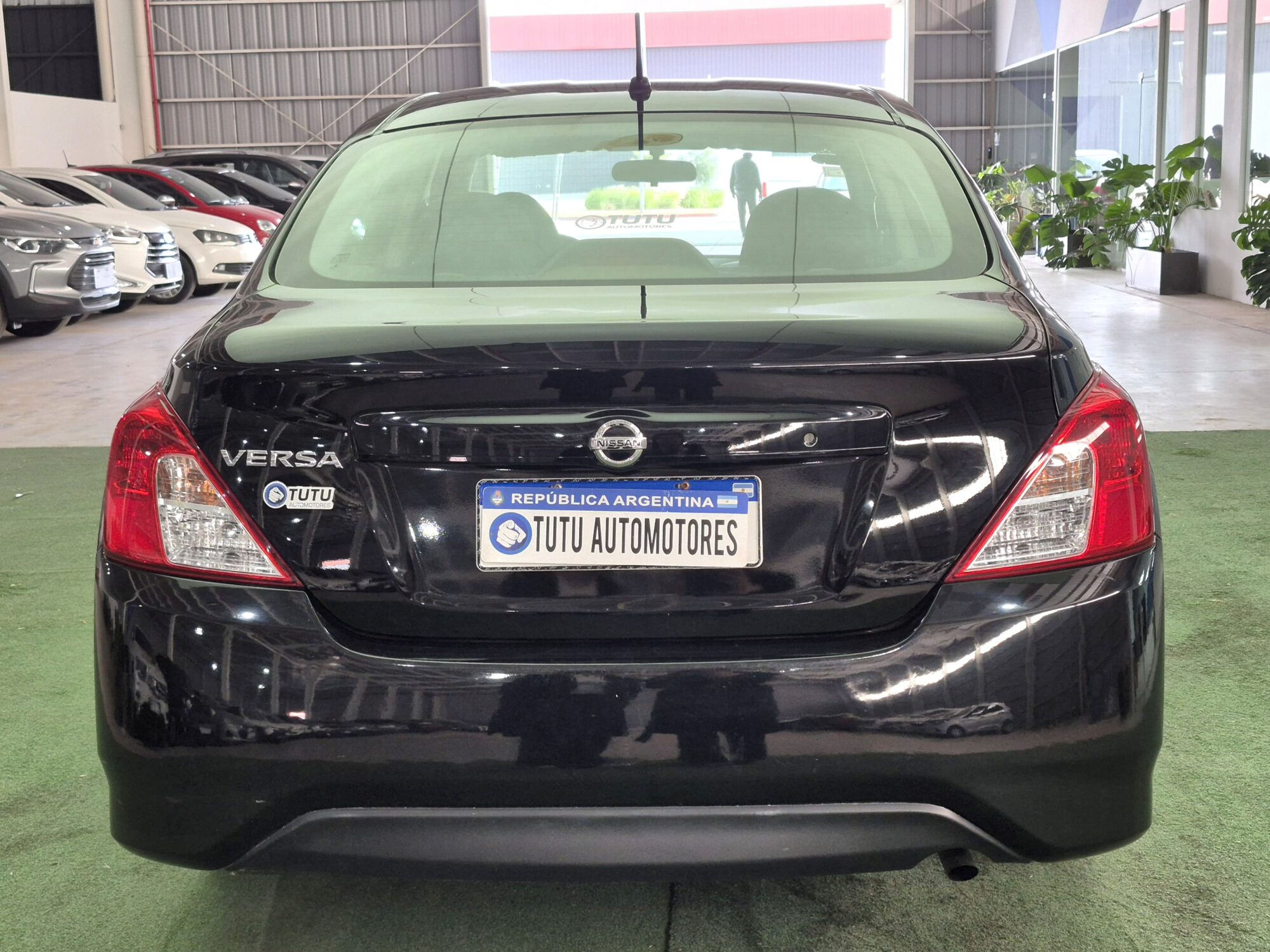 Nissan Versa Sense Mt Pure Drive F2 2018 - Imagen 5