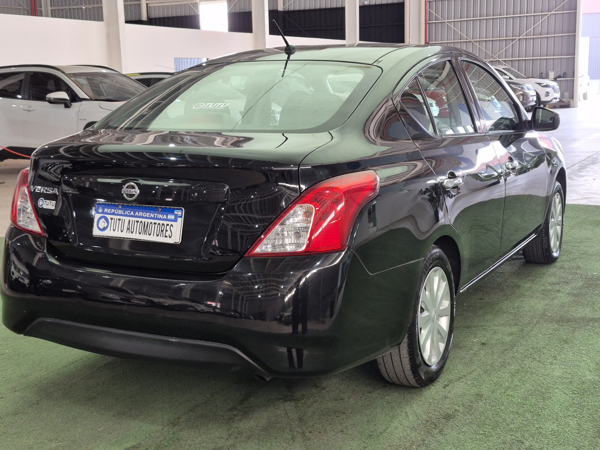 Nissan Versa Sense Mt Pure Drive F2 2018 - Imagen 6