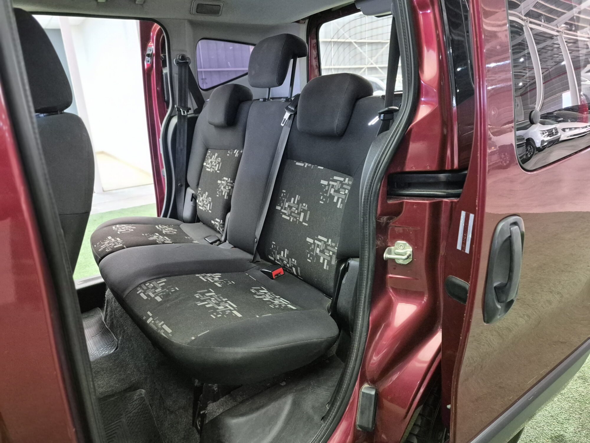 Fiat Qubo 1.4 8V Active 2013 - Imagen 8