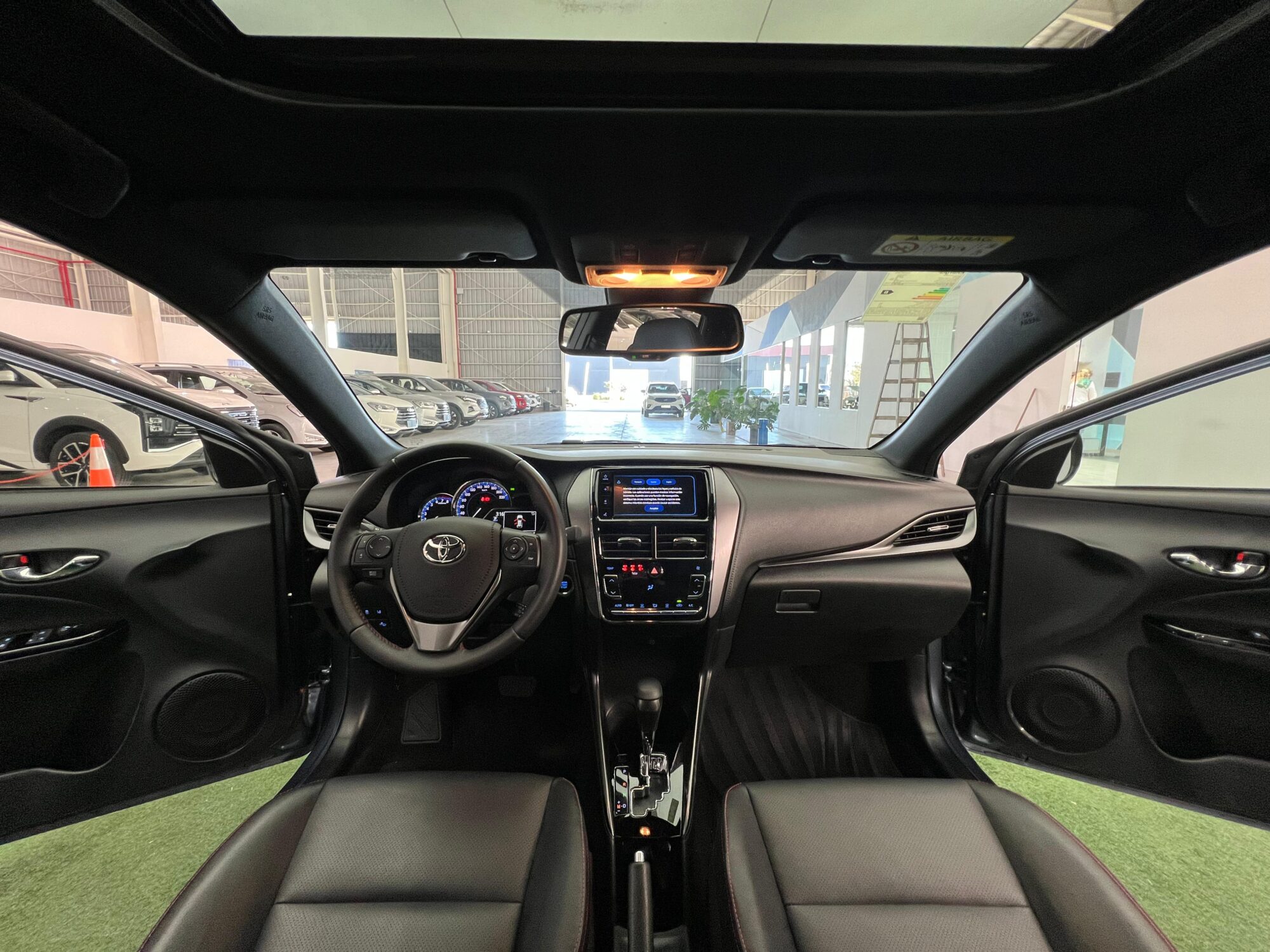 Toyota Yaris S 1.5 CVT 2024 - Imagen 8