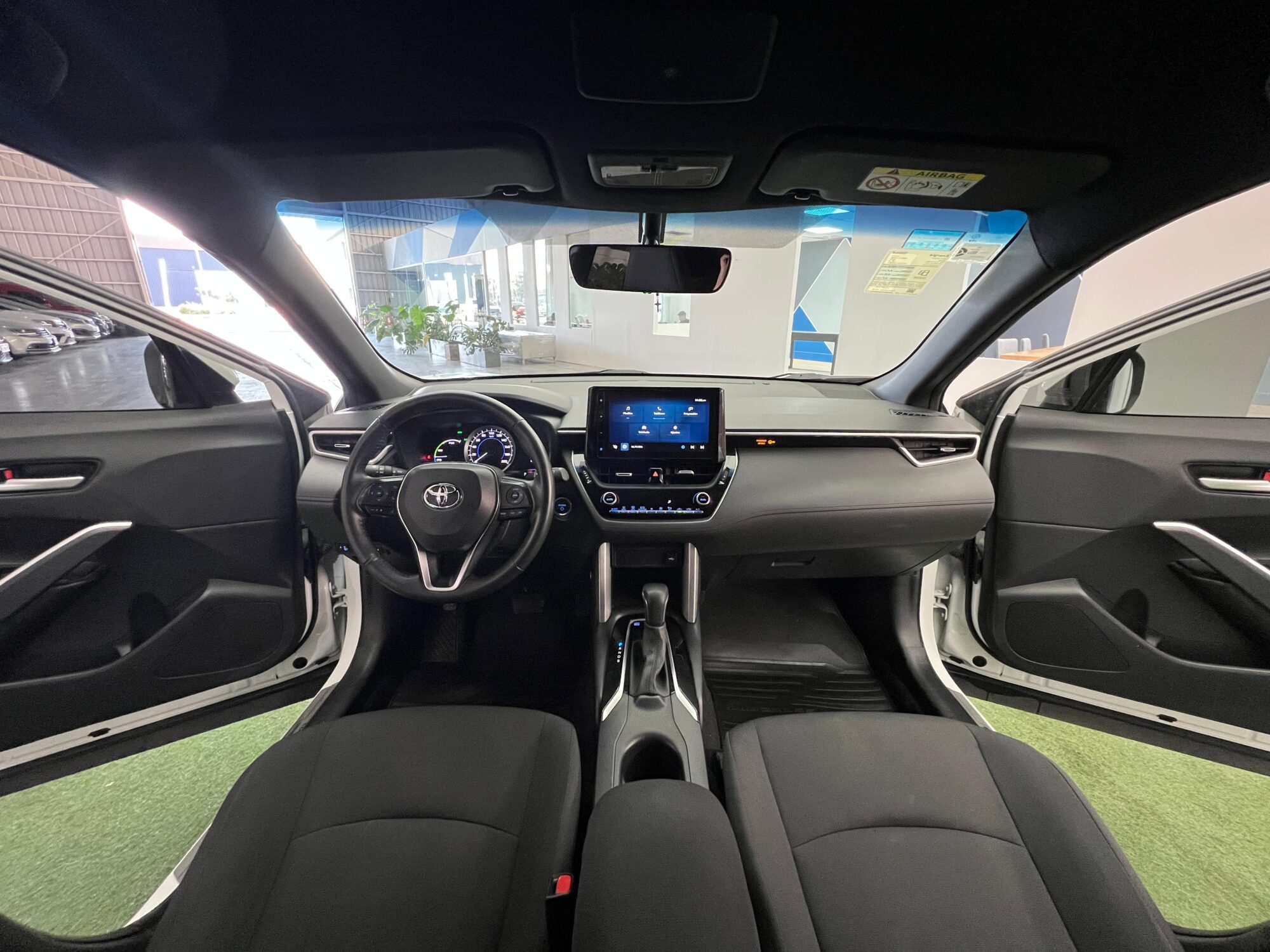 Toyota Corolla Cross Xei Hev 1.8 Ecvt 2022 - Imagen 8