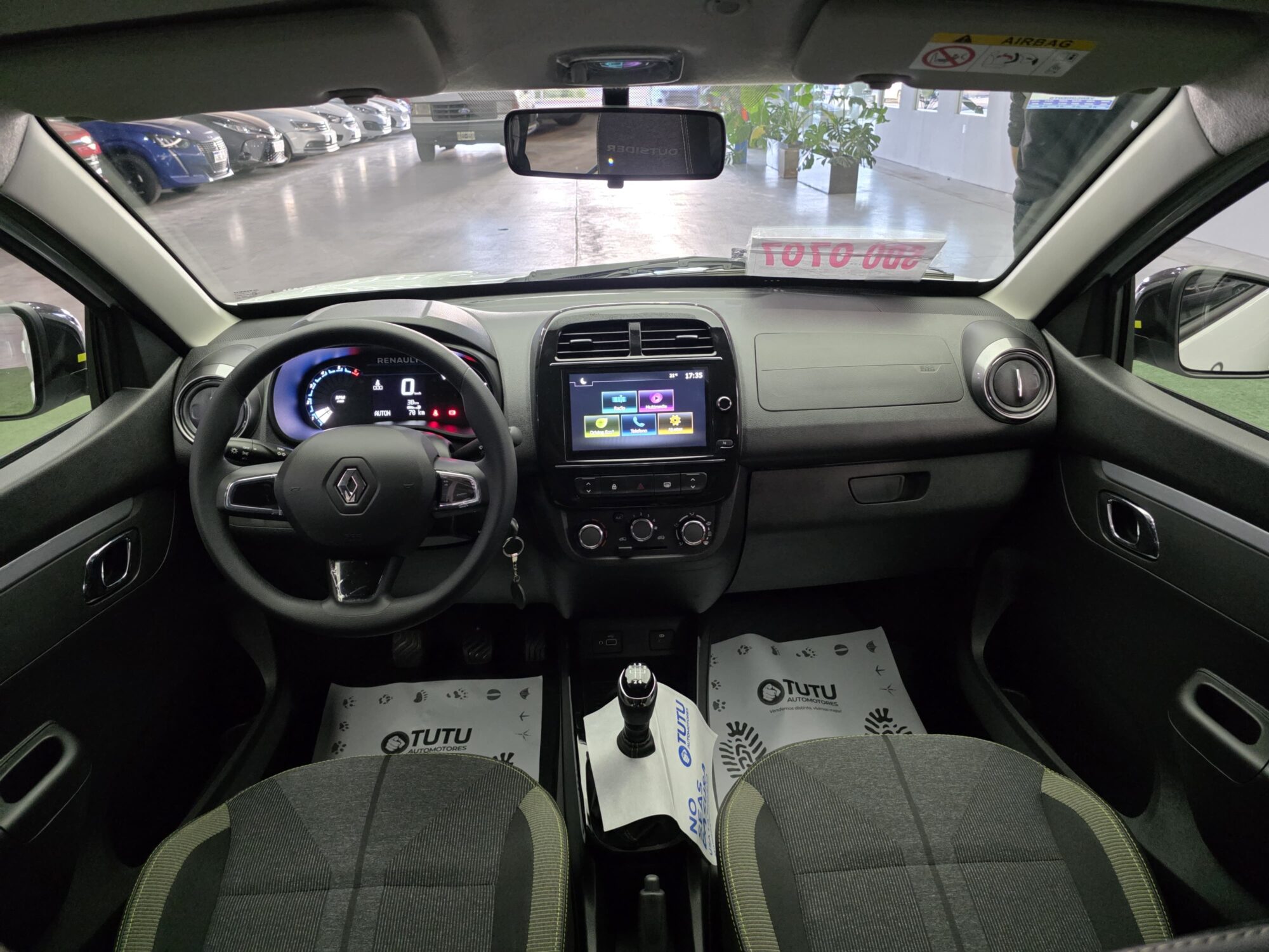 Renault Kwid Iconic Bitono 1.0 2025 - Imagen 9