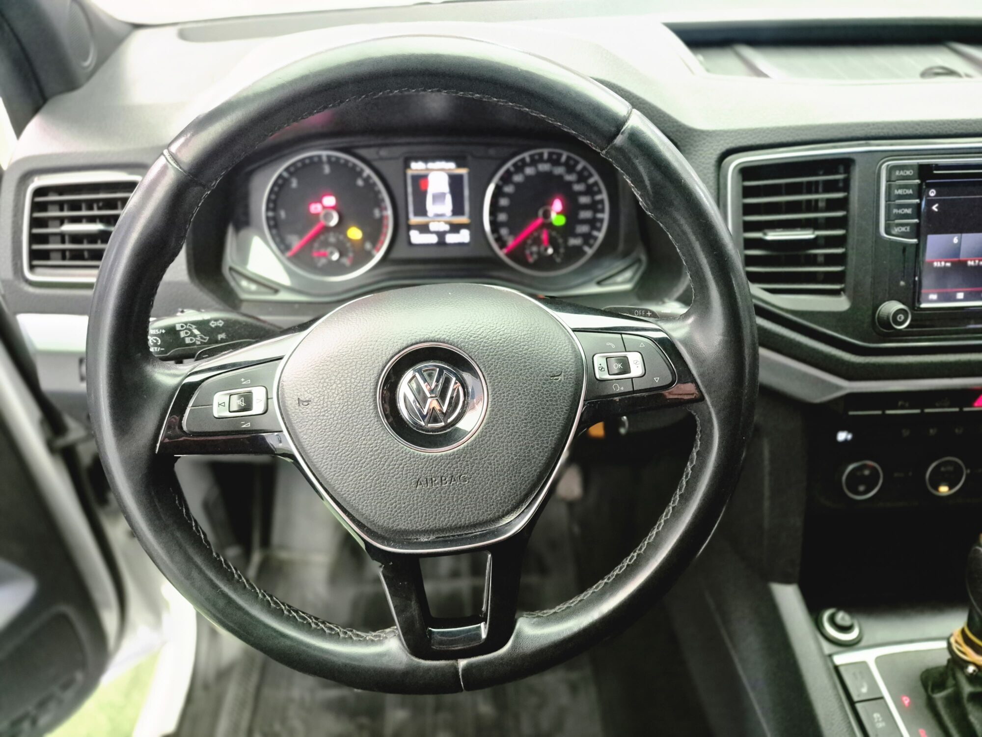 Volkswagen Amarok V6 Highline 2023 - Imagen 10