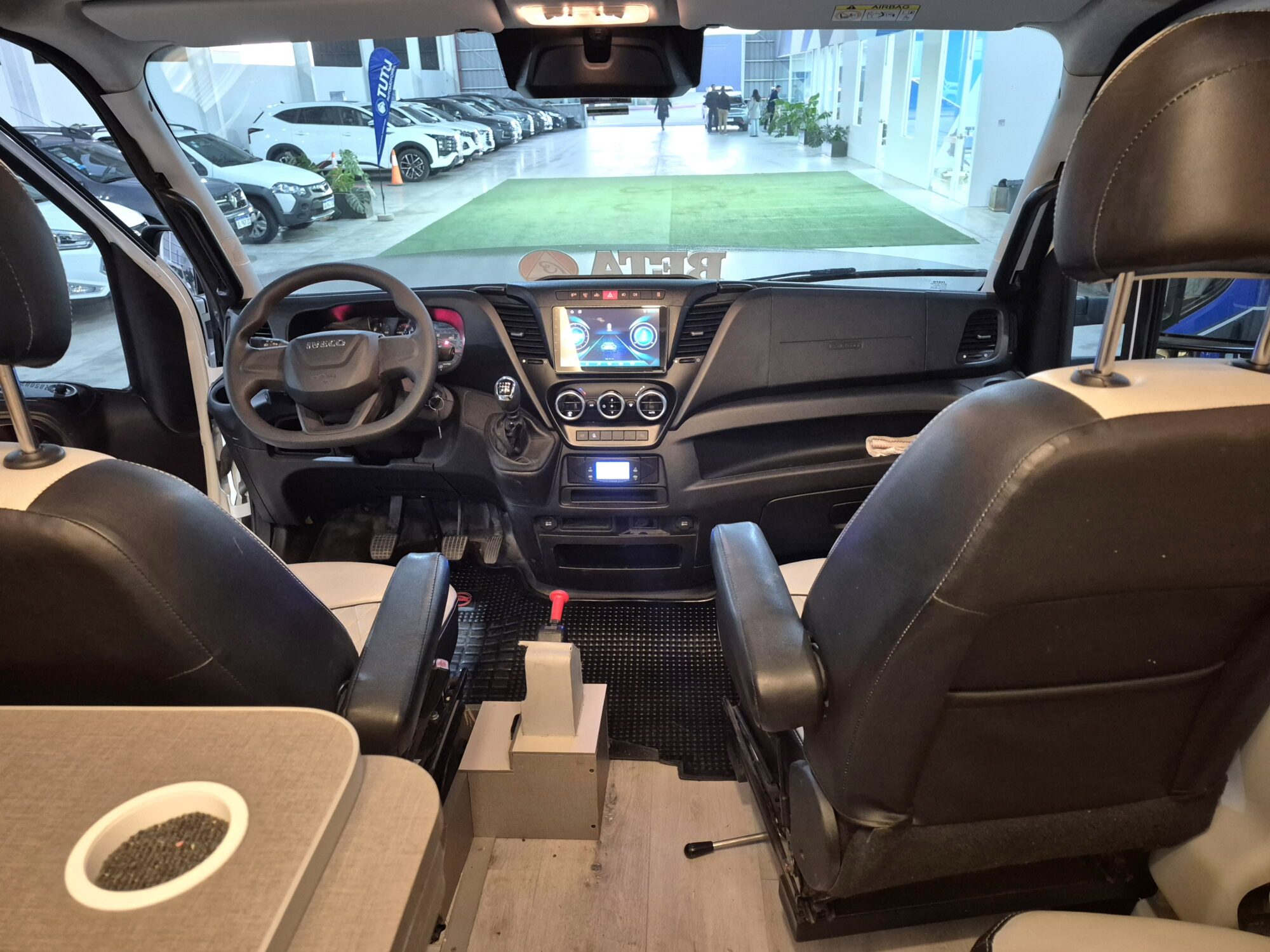 Iveco Daily 70-170 Motor Home 2024 - Imagen 12