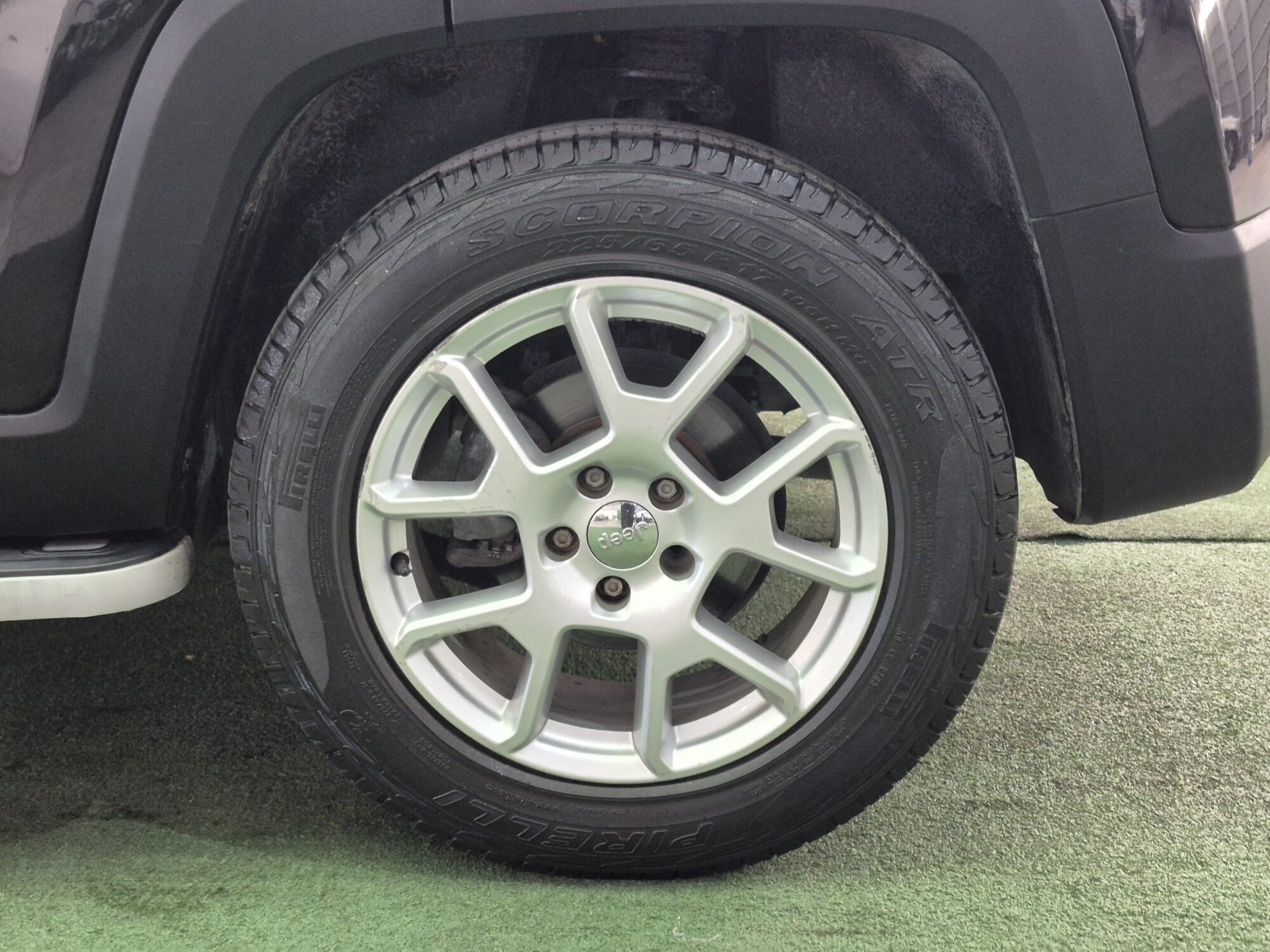 Jeep Renegade Sport 1.8 AT6 2019 - Imagen 19