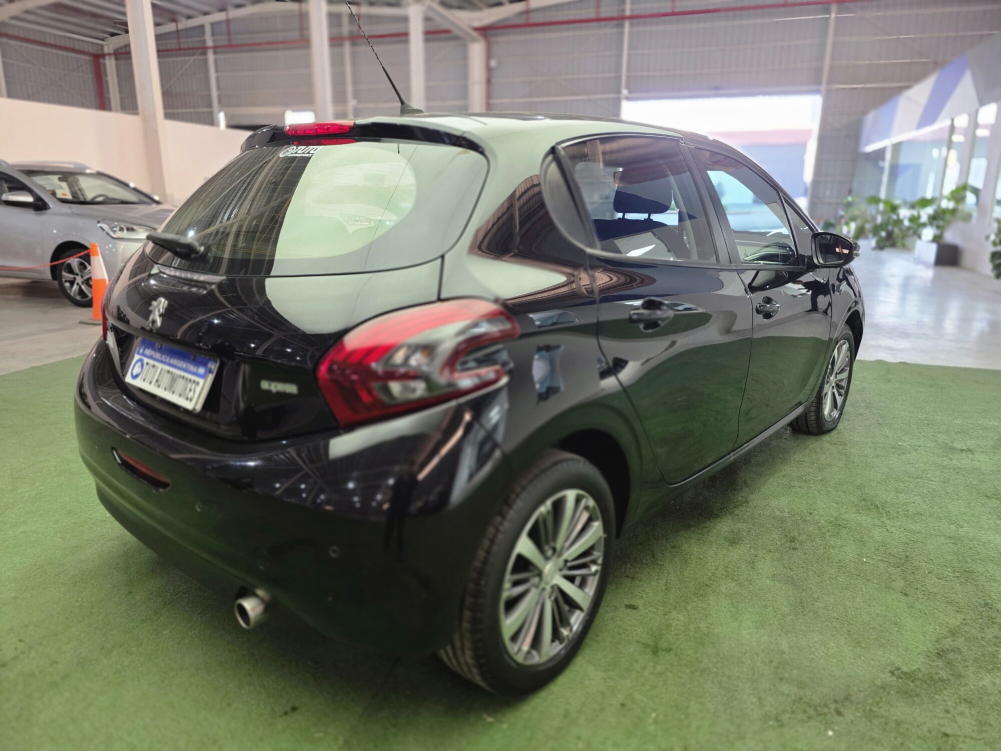 Peugeot 208 Allure1.6 5P MT 2018 - Imagen 6