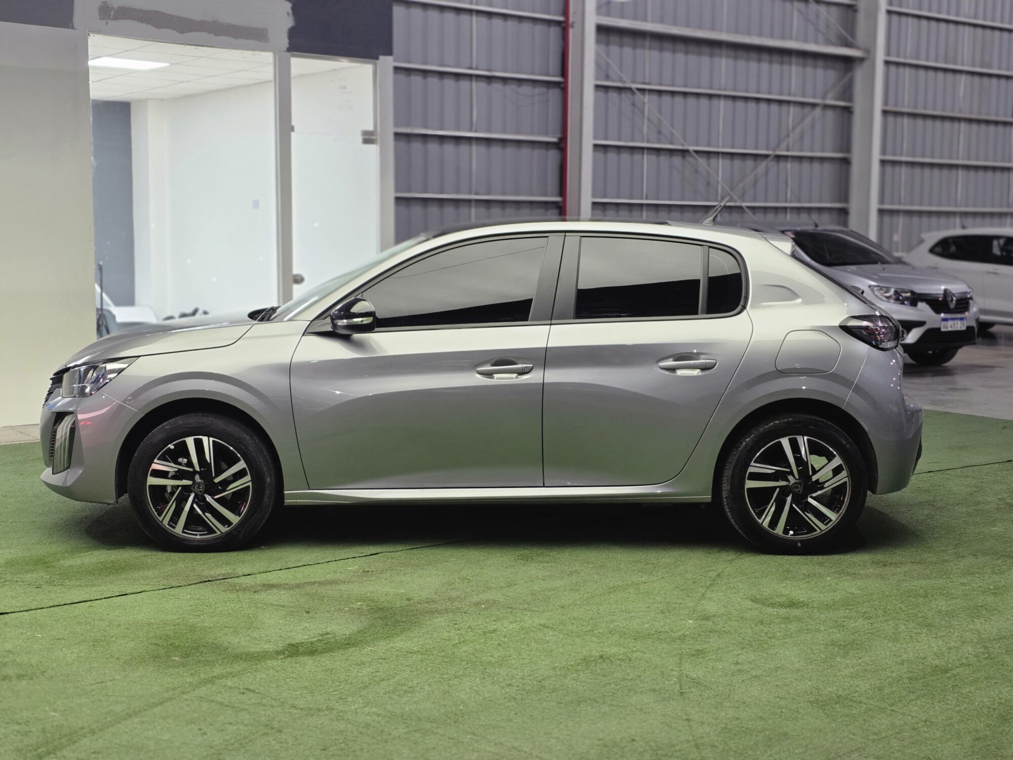 Peugeot 208 1.6 Allure Pack 2024 - Imagen 7