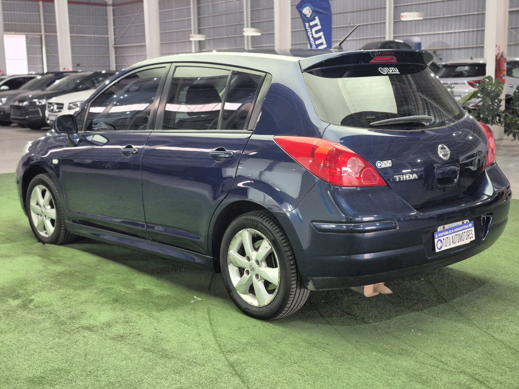 Nissan Tiida1.8 6Mt Tekna 2014 - Imagen 5