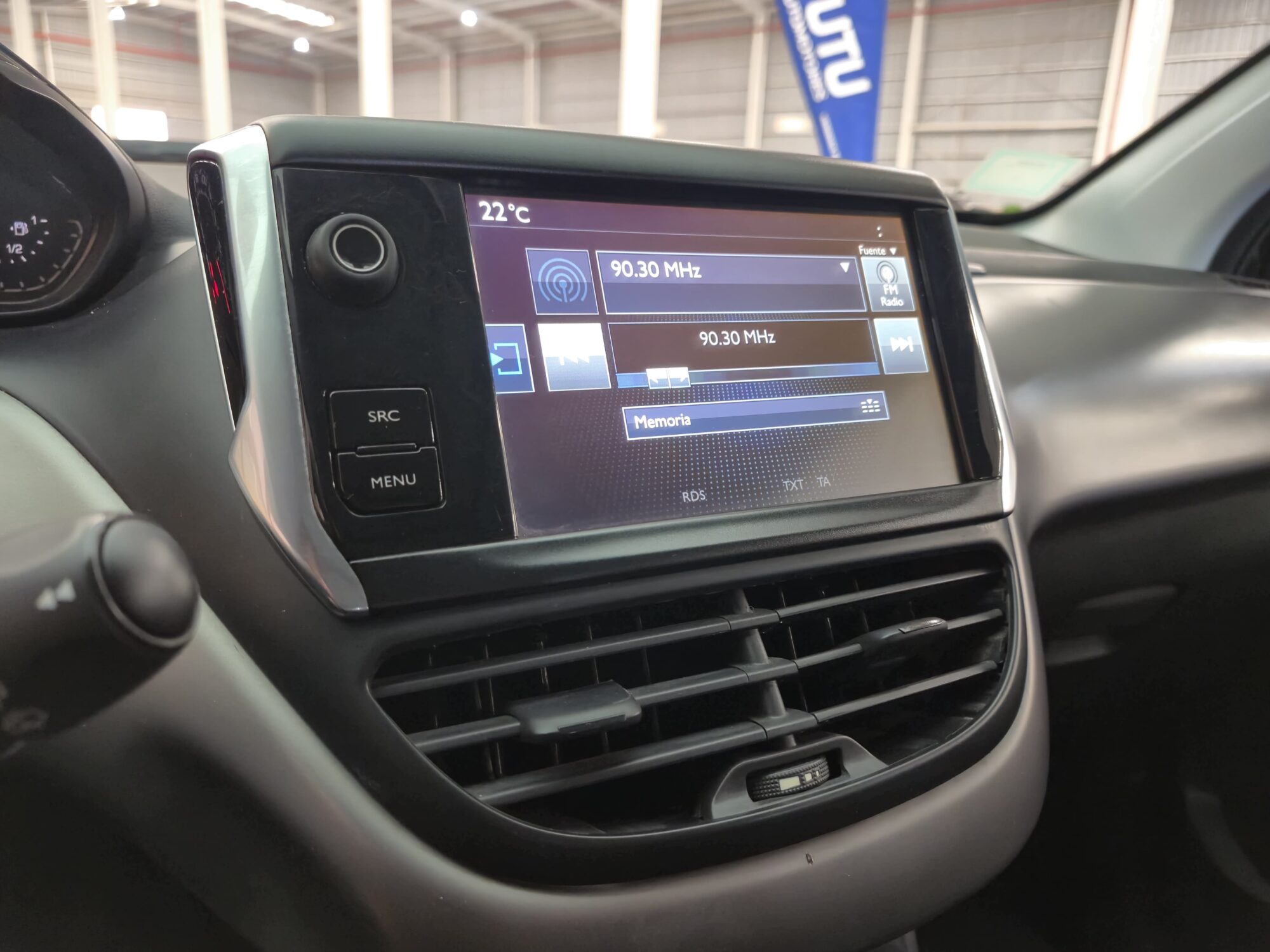 Peugeot 208 Allure 1.6 5p mt 2018 - Imagen 20