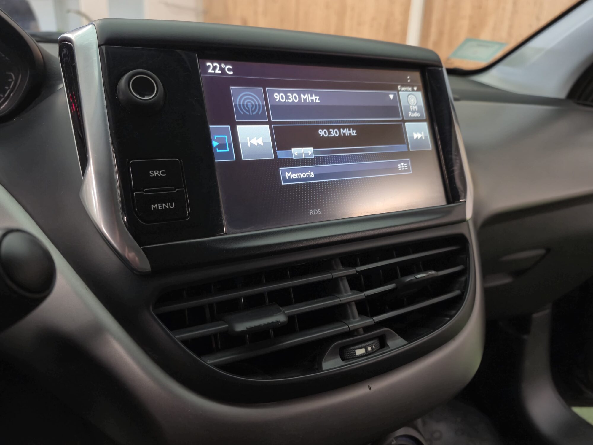 Peugeot 208 Allure 1.6 5p mt 2018 - Imagen 18