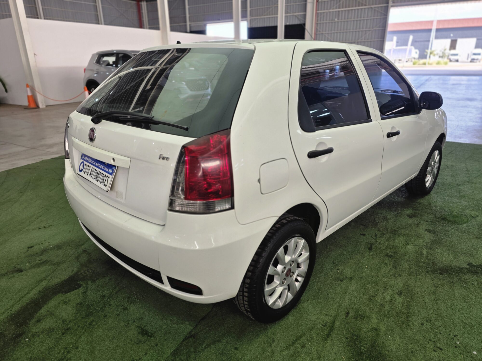 Fiat Palio Fire 1.4N 8V 5P - Imagen 9