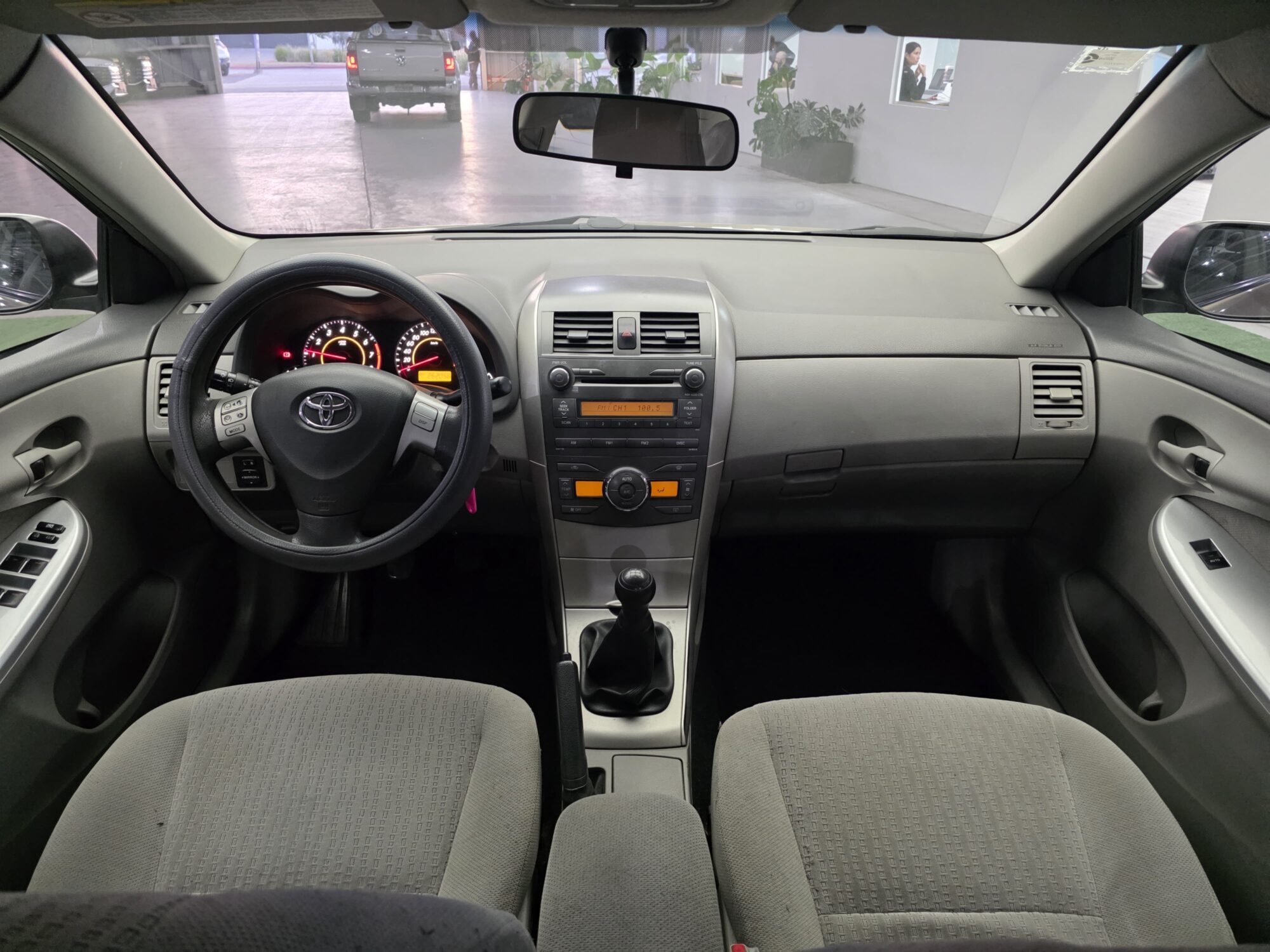 Toyota Corolla Xei 1.8 6M/T - Imagen 9