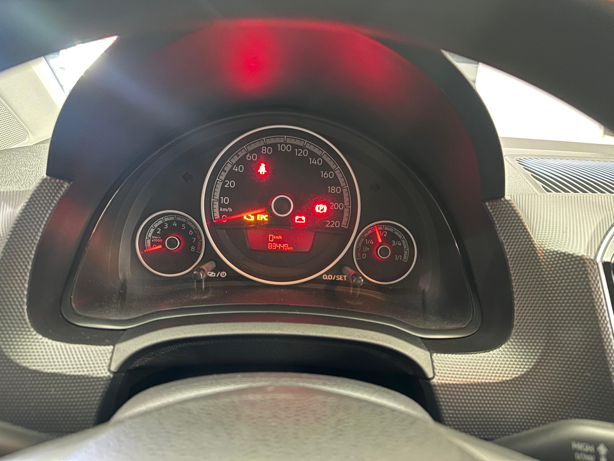 Volkswagen Up Move 3 p 2017 - Imagen 5