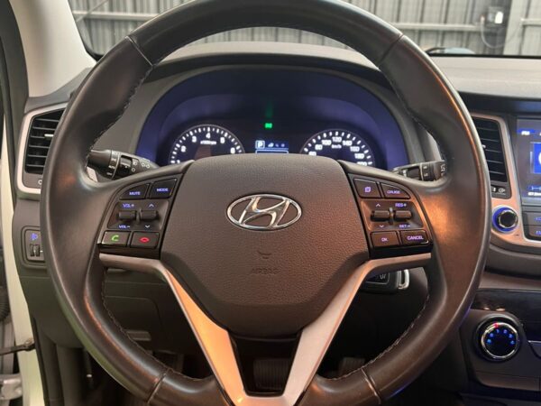 Hyundai Tucson 2.0 2WD Premium 2017 - Image 13