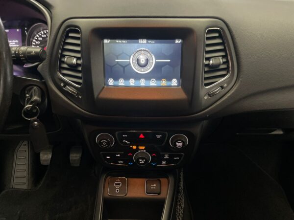 Jeep Compass Sport 2.4 MT6 FWD 2018 - Image 16
