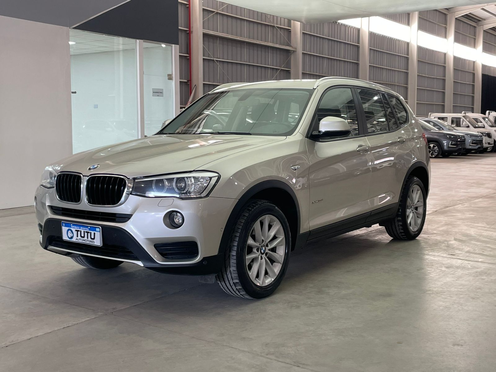BMW X3 XDrive  2.0N AT 2017