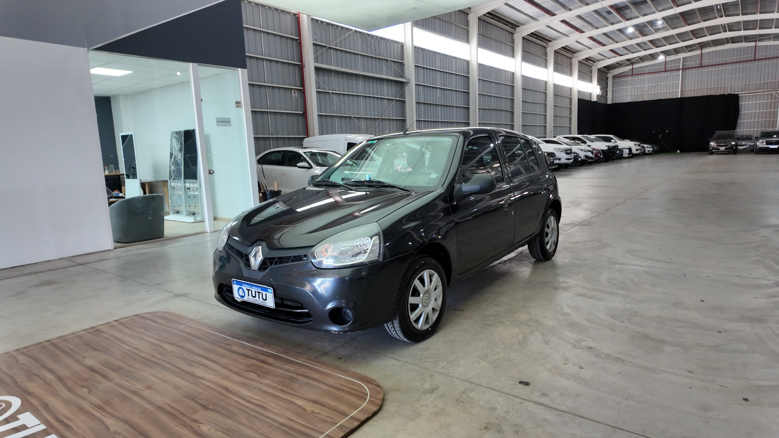 IMG-20251114-WA0082 Renault Clio MIO 1.2N CONFORT 5P 2016 - Image 1