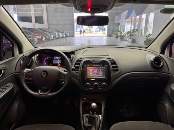 Renault Captur Zen 2.0 2019 - Image 14