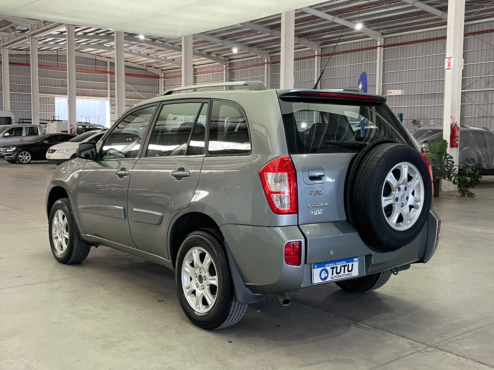 IMG-20250910-WA0026 Chery Tiggo Confort 1.6 2015 - Image 6