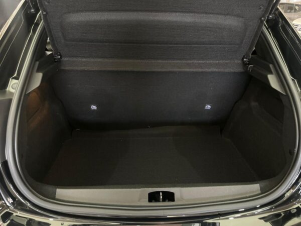 Peugeot 208 Feline AT 1.6L AM23 2022 - Image 33