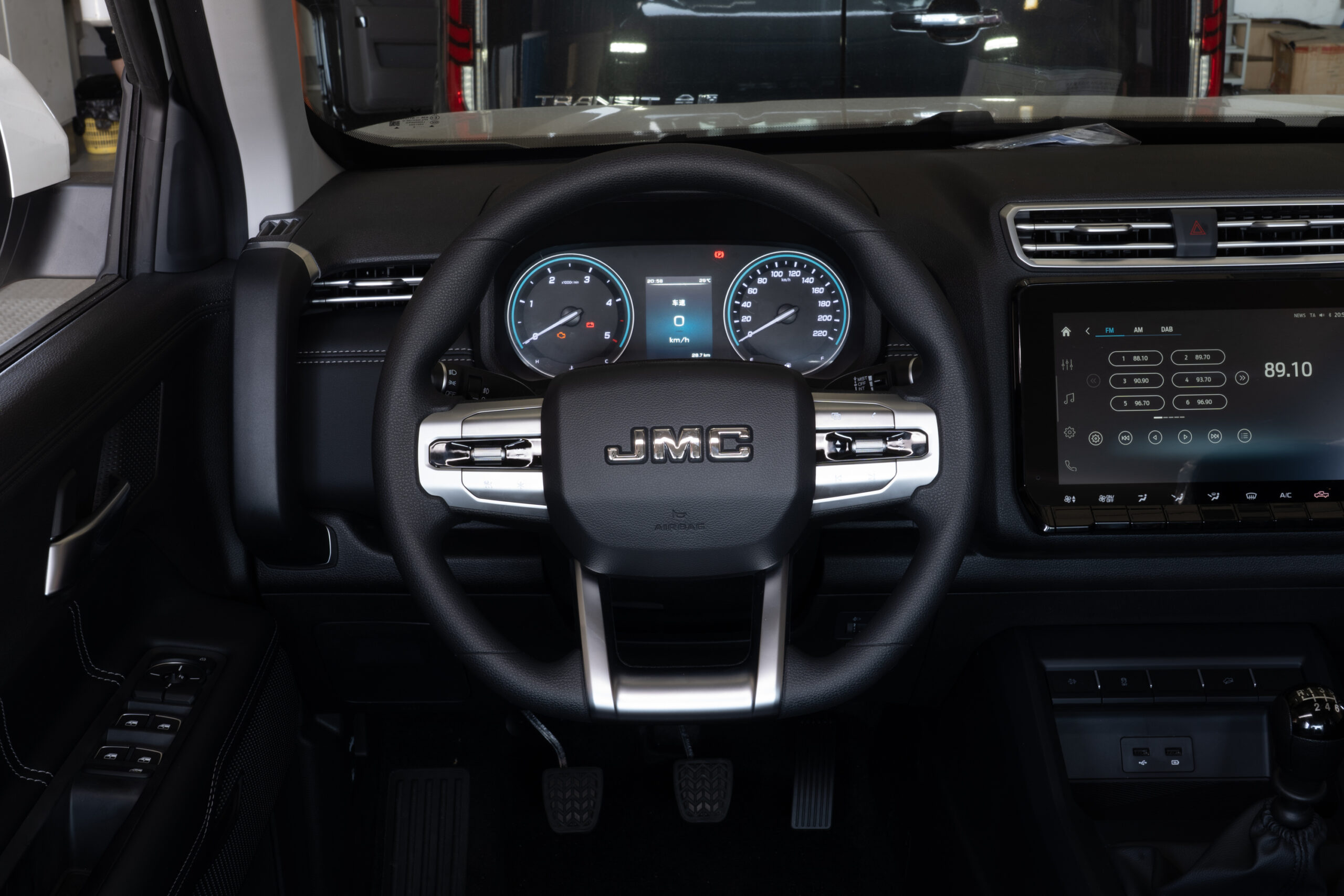 内饰 (9) 内饰 (9)