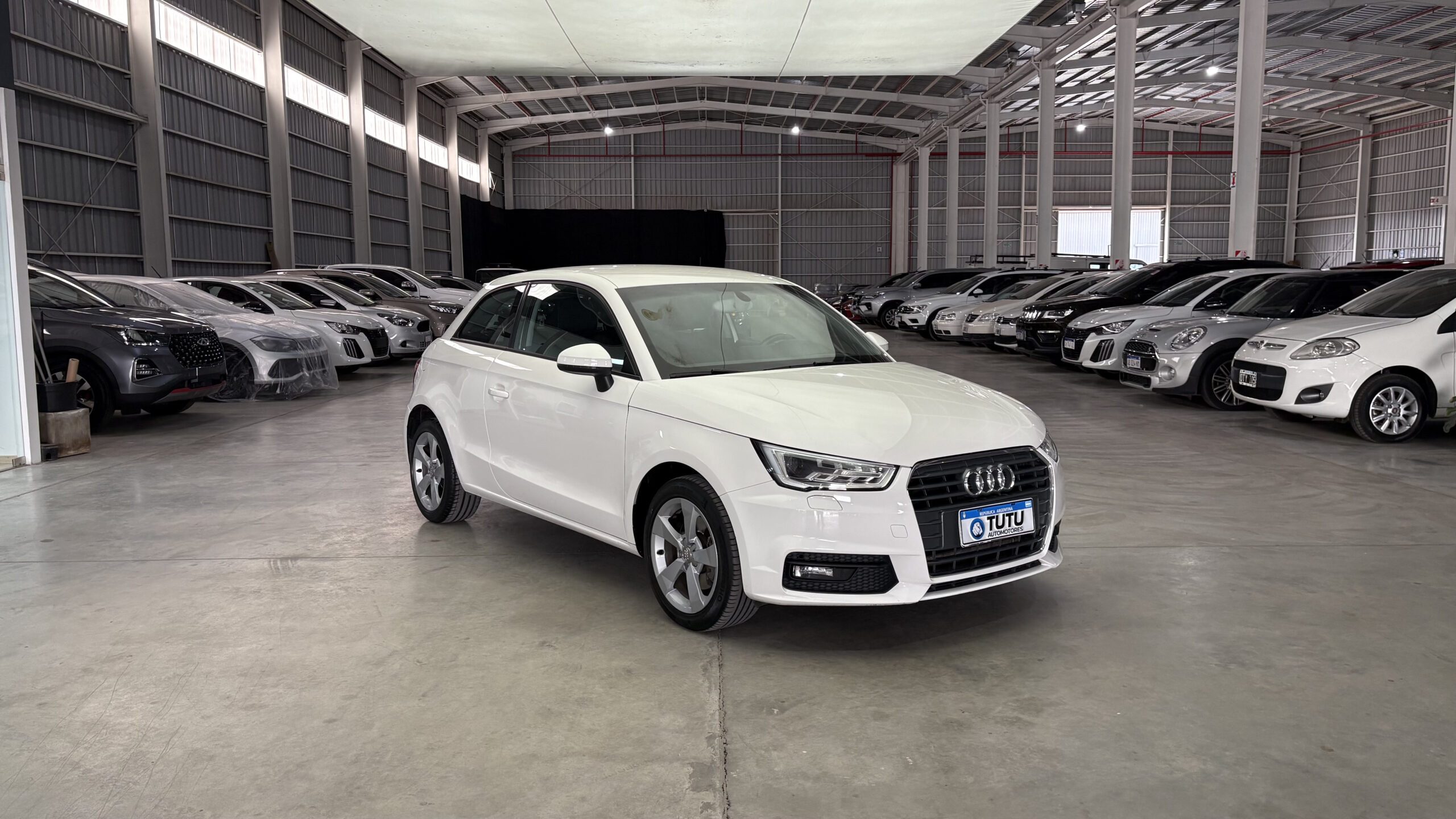 IMG_8278 A1 1.4 TFSI STRONIC 3P 2018 - Image 1