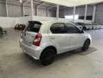 TOYOTA ETIOS XS 1.5N MT6 5P 2018 - Image 6