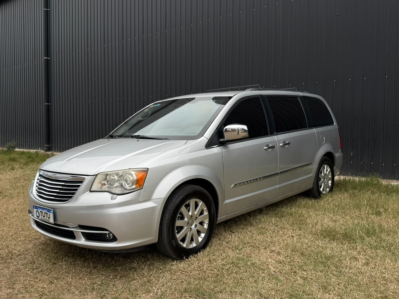 NUEVAS LJX066 (2) CHRYSLER TOW Y COUNTRY LIMITED 3.6 BLINDADA 2012 - Imagen 1