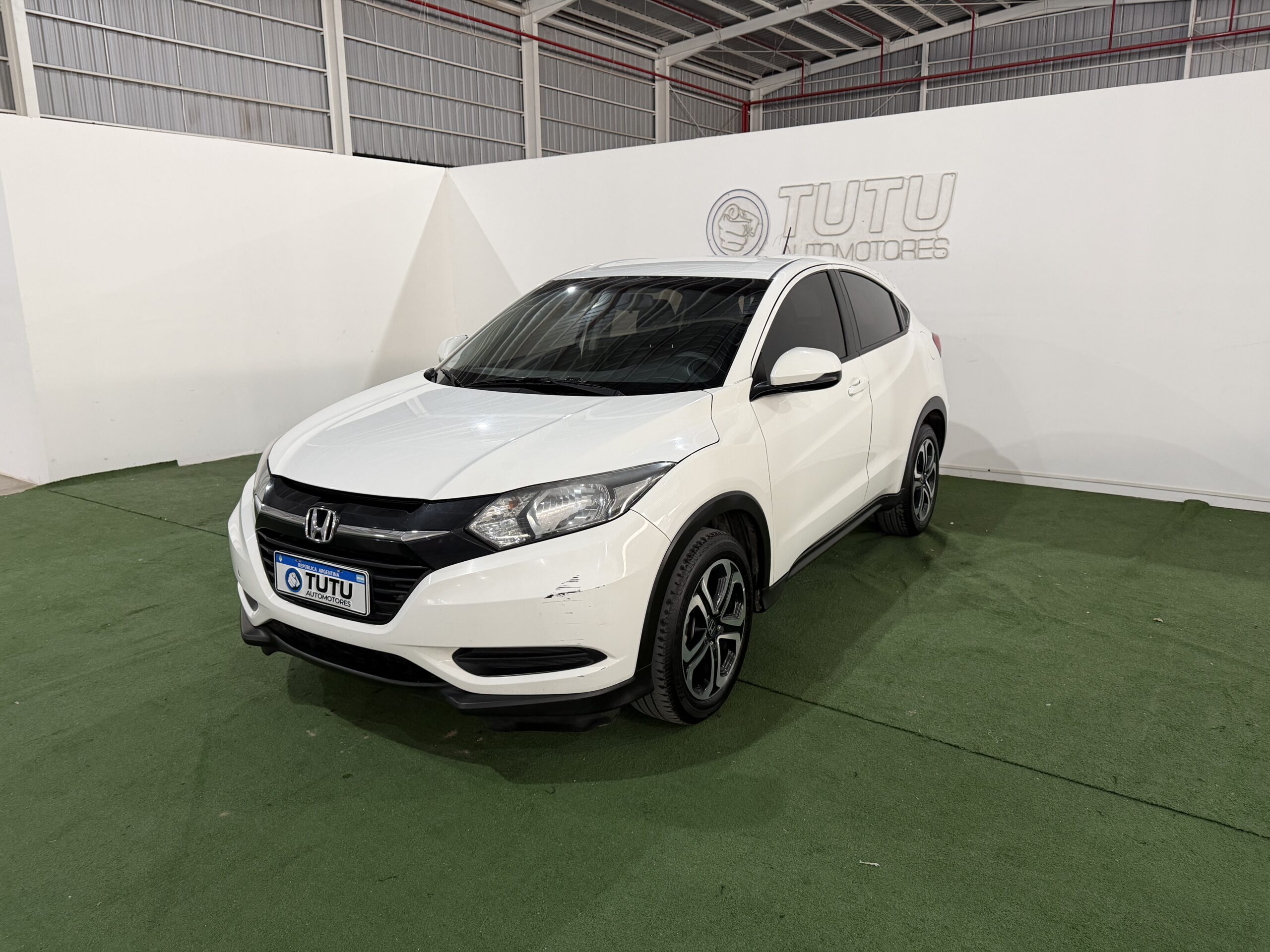 AC010MD_02 HONDA HRV LX CVT 2017 - Image 1