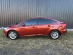 FORD FOCUS 4P 1.6L N MT S - Image 6