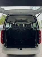 SHINERAY M7 7 PASAJEROS 2.0 NAFTA MANUAL 0Km 2026 - Image 11