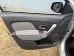 RENAULT LOGAN PRIVILEGE 1.6N 16V MT - Image 20