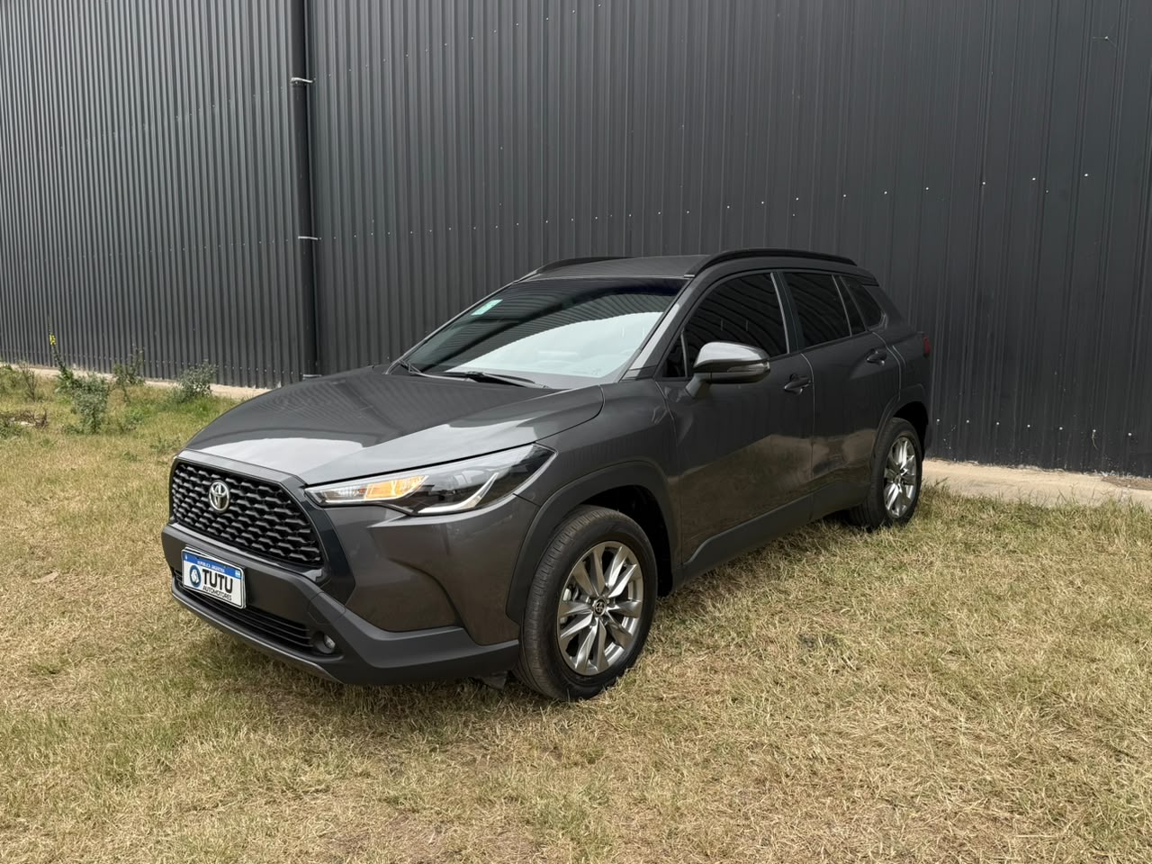 WhatsApp Image 2026-08-12 at 16.37.49 (1) TOYOTA COROLLA CROSS XLI 2.0 CVT 2023 - Image 1