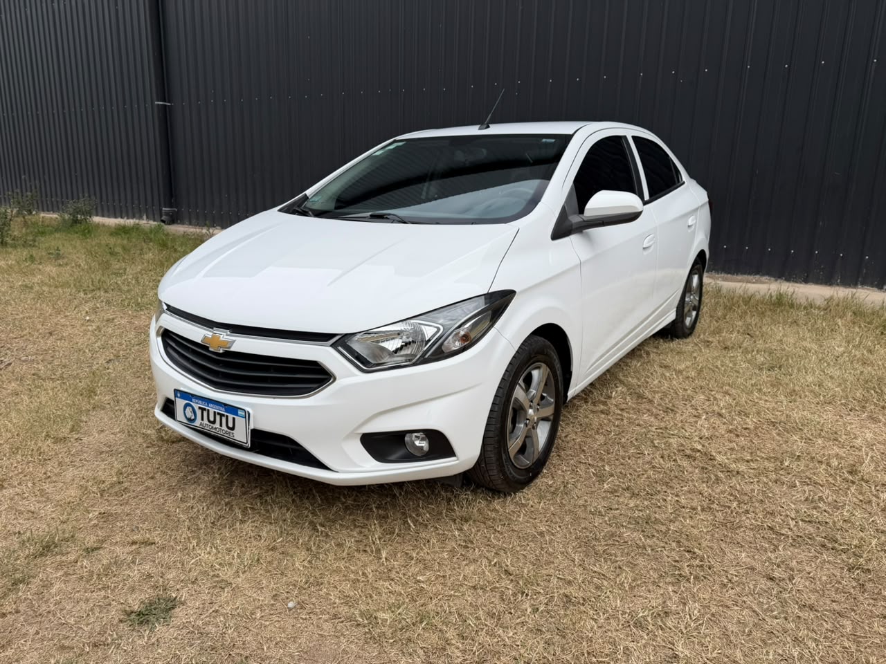WhatsApp Image 2026-08-22 at 11.14.27 AM CHEVROLET PRISMA 1.4 LTZ MT 2018 - Imagen 1
